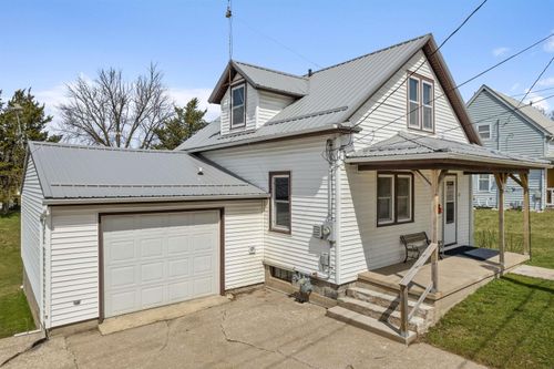 22 3rd Ave Se, Waukon, IA, 52172-2014 | Card Image