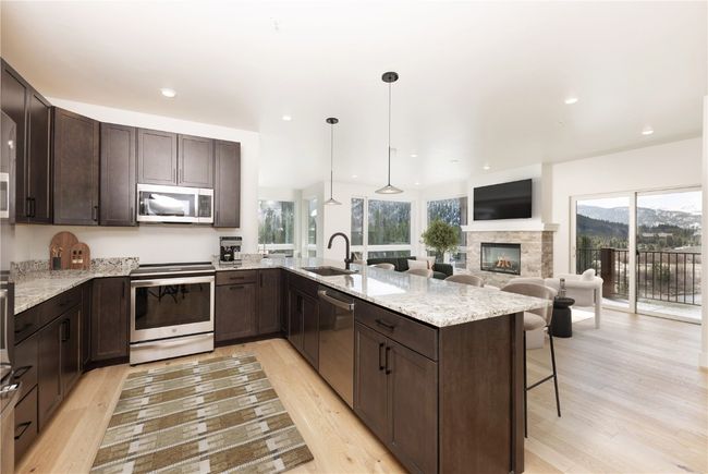 106 - 35 Argentine Ct, Condo with 2 bedrooms, 2 bathrooms and null parking in KEYSTONE CO | Image 7