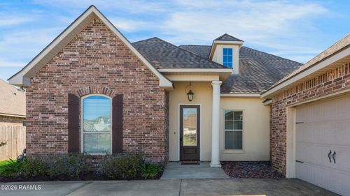 123 Chemet Rd, Youngsville, LA, 70592-6647 | Card Image