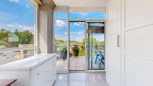 609-160 Woodbridge Ave, Woodbridge, ON, L4L0B8 | Card Image