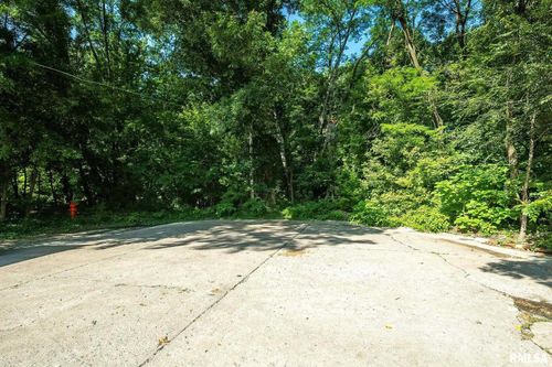 4200 13th Ave, Moline, IL, 61265 | Card Image