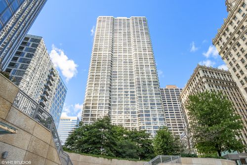 unit-713-405 N Wabash Ave, Chicago, IL, 60611-3595 | Card Image