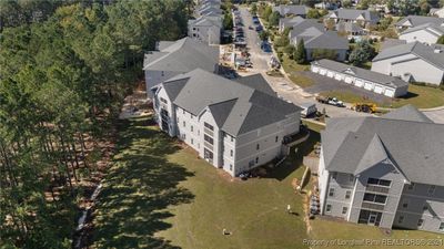 101 - 220 Gallery Drive, Condo with 2 bedrooms, 2 bathrooms and null parking in Spring Lake NC | Image 2