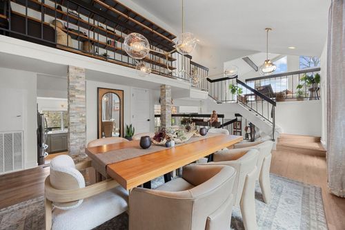 7643 Parkview Cir, Austin, TX, 78731-1127 | Card Image