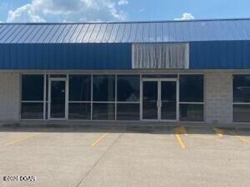 dande-3702 E 7th St, Joplin, MO, 64801-5669 | Card Image