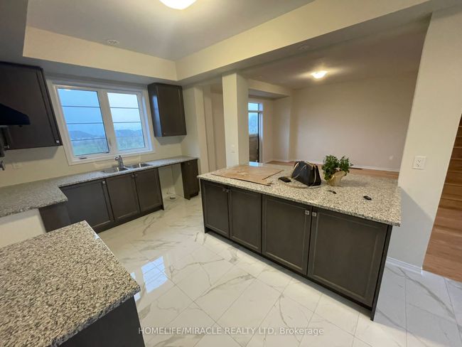 19 Utter Pl, House attached with 3 bedrooms, 3 bathrooms and 2 parking in Stoney Creek ON | Image 16
