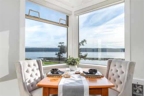 2203-27 Island Highway S, Campbell River, BC, V9W1A2 | Card Image