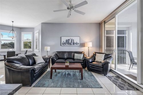 401-460 Launch Cir, NAPLES, FL, 34108-2359 | Card Image
