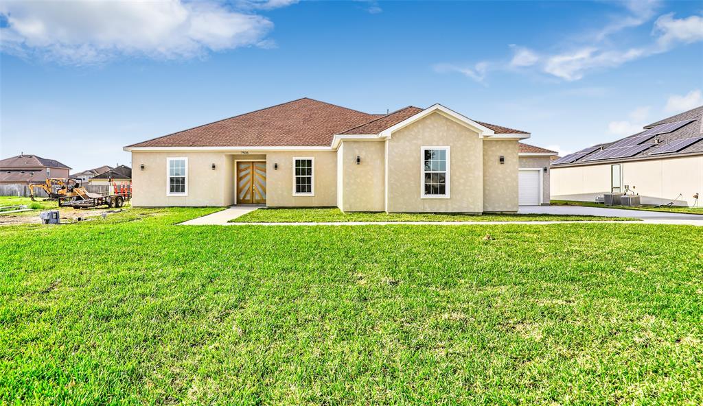 Serene Ave, Humble, TX 77338