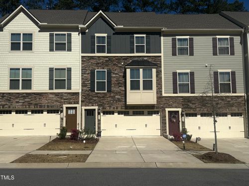 946 Channing Park Cir, Cary, NC, 27519-7636 | Card Image