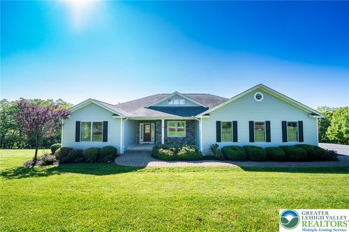 133 Shepherds Hill Dr, Bangor, PA, 18013-9571 | Card Image
