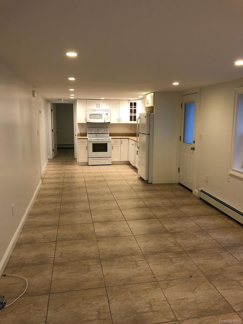 48 Illinois Ave, Long Beach, NY, 11561-1112 | Card Image