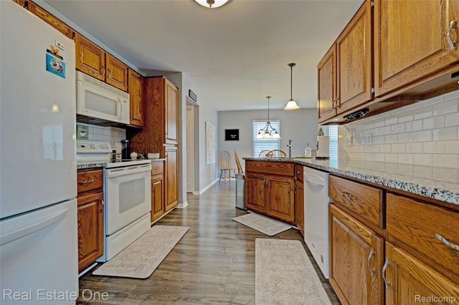 Kitchen | Image 17