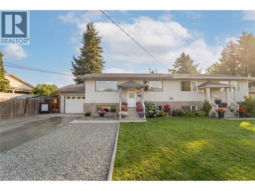 2334 Bossert Ave, Kamloops, BC, V2B4V7 | Card Image