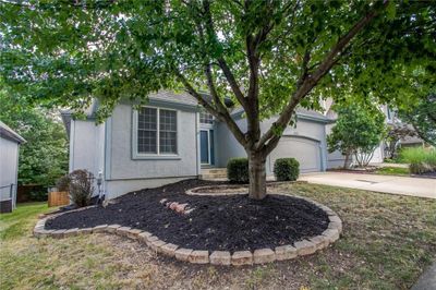 11413 W 114th Street, House other with 3 bedrooms, 2 bathrooms and null parking in Overland Park KS | Image 3