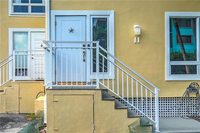 APT-11 - 245 Macarthur Blvd, Condo with 2 bedrooms, 3 bathrooms and null parking in Stuart FL | Image 4