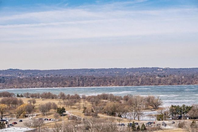 201 - 50 Murray St W, House attached with 2 bedrooms, 1 bathrooms and 1 parking in Hamilton ON | Image 38