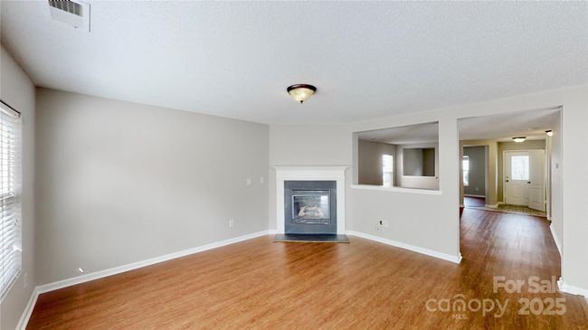 8139 Deodora Cedar Ln, House other with 3 bedrooms, 3 bathrooms and null parking in Charlotte NC | Image 14