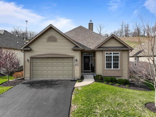 109 Lake Vista Circle, Fontana, WI, 53125 | Card Image