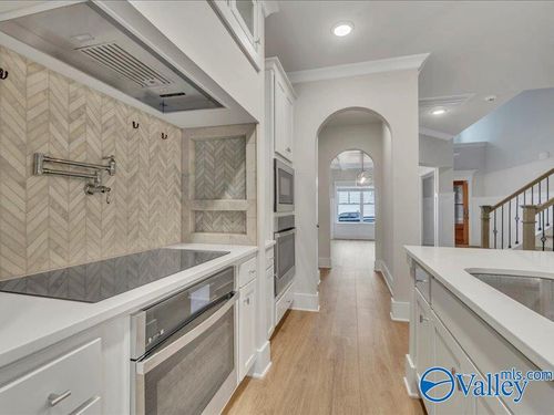 117 Bruce Dr, Madison, AL, 35758-6327 | Card Image