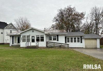 119 W Main Street, House other with 3 bedrooms, 1 bathrooms and null parking in Galatia IL | Image 2