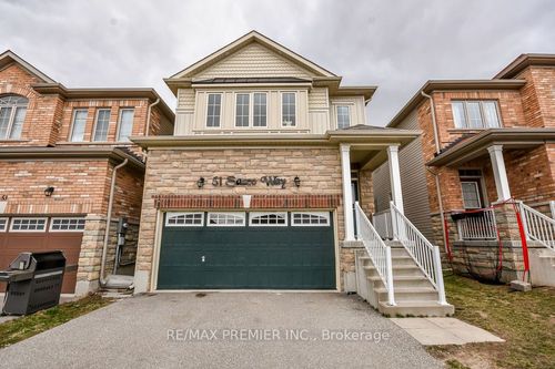 51 Sasco Way, Angus, ON, L3W1B4 | Card Image