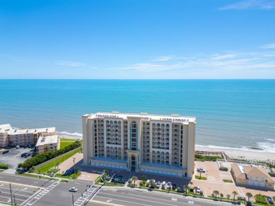 701 - 1025 Highway A1a, Condo with 3 bedrooms, 3 bathrooms and null parking in Satellite Beach FL | Image 1