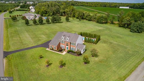 121 Stableside Ln, FREDERICKSBURG, VA, 22405-3650 | Card Image