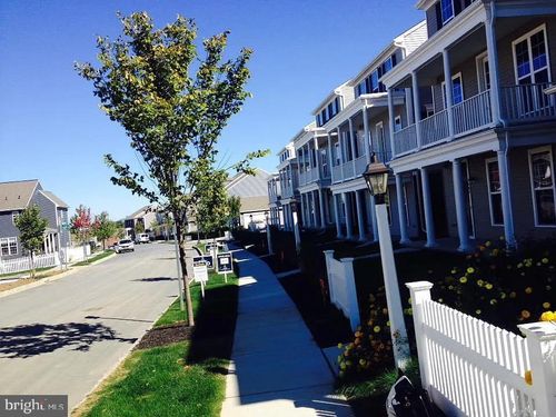 1464 Mollys Run, Mechanicsburg, PA, 17055-5221 | Card Image