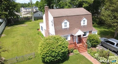 54 Harding Ave, Newington, CT, 06111-1915 | Card Image