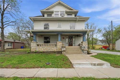 115 S Walnut St, Olathe, KS, 66061-4051 | Card Image