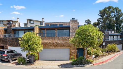 12 Sereno Cir, Oakland, CA, 94619-3122 | Card Image