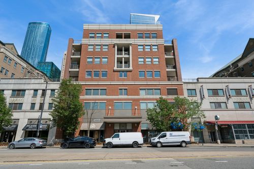 apt-401b-1133 S State St, Chicago, IL, 60605-3166 | Card Image