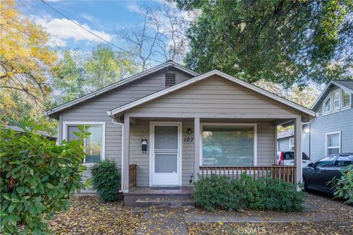 1077 E 8th St, Chico, CA, 95928-5907 | Card Image
