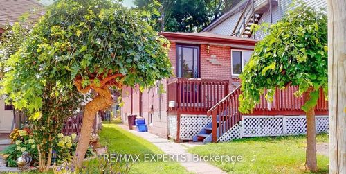 153 Ward Ave, Hamilton, ON, L8S2G1 | Card Image