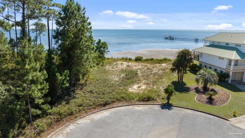 1680 Tidewater Ct, Navarre, FL, 32566-7476 | Card Image