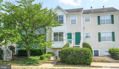 10933 Postern Court, Townhouse with 2 bedrooms, 2 bathrooms and null parking in MANASSAS VA | Image 1