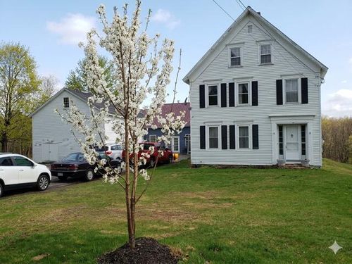 344 Main Street, Lincoln, ME, 04457 | Card Image