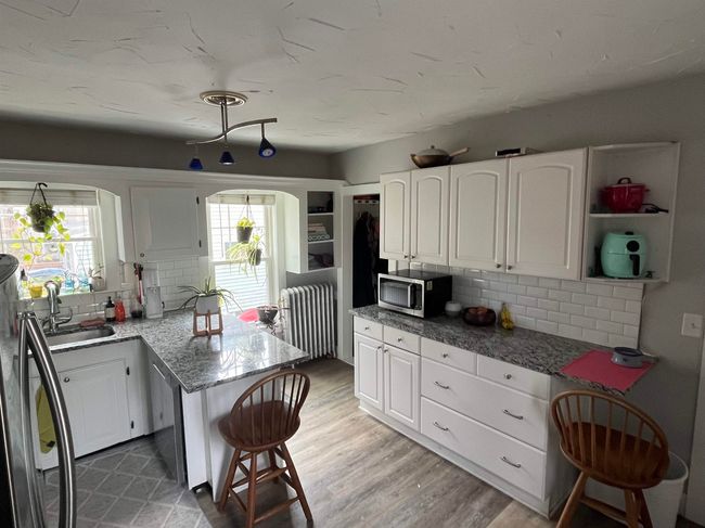 13 Hill St, Home with 2 bedrooms, 1 bathrooms and null parking in Dover NH | Image 5