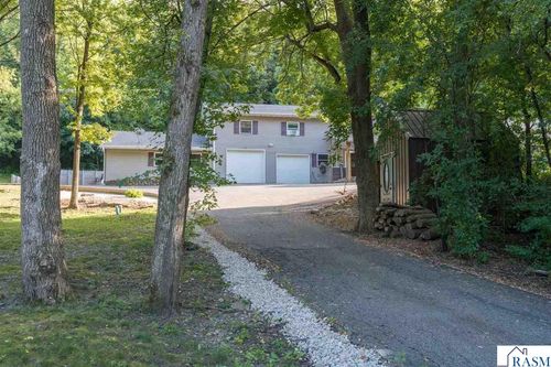 1139 Birch Ave, Mankato, MN, 56001-5963 | Card Image