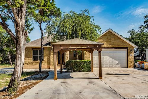 267 Eagle Rock Rd, Spring Branch, TX, 78070-6494 | Card Image