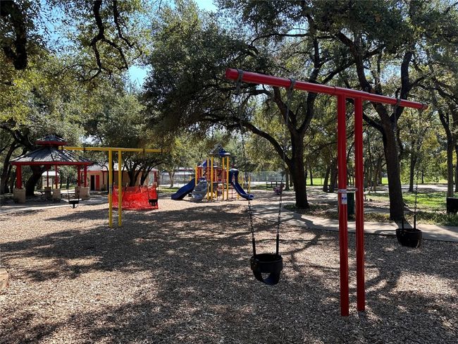 9001 Bubbling Springs Trl, House other with 4 bedrooms, 2 bathrooms and 4 parking in Austin TX | Image 29