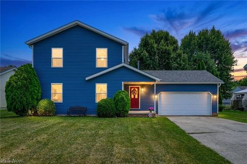835 Yorkshire Dr, Ravenna, OH, 44266-3523 | Card Image