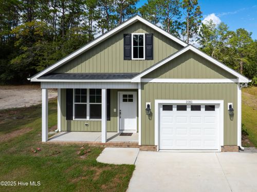 1081 Greenview St, Southport, NC, 28461-9641 | Card Image