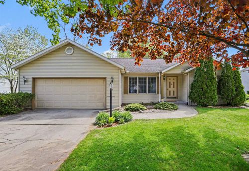 53632 Sweetspire Trl, Elkhart, IN, 46514-9031 | Card Image