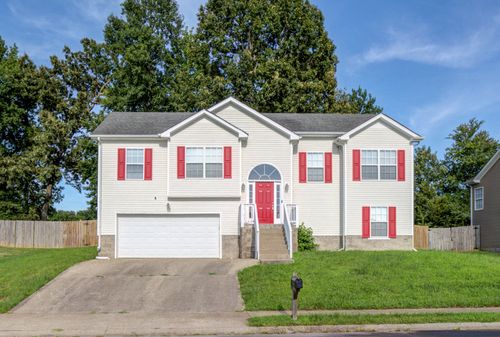 1371 Constitution Dr, Clarksville, TN, 37042-7682 | Card Image