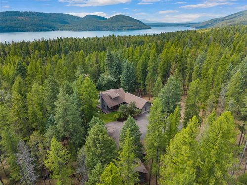 2405 E Lakeshore Dr, Whitefish, MT, 59937-3336 | Card Image