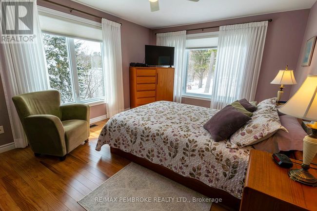 115 Island View Dr, House other with 3 bedrooms, 3 bathrooms and 15 parking in Golden Lake ON | Image 10