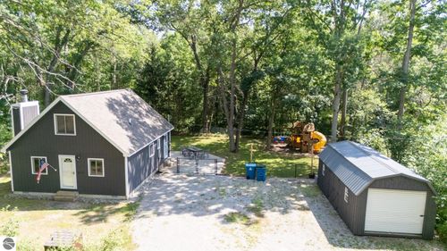 5611 W Marl Lake Rd, Roscommon, MI, 48653-8167 | Card Image