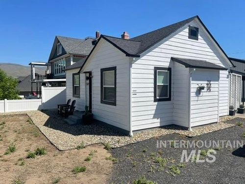 527 26th St, Lewiston, ID, 83501 | Card Image